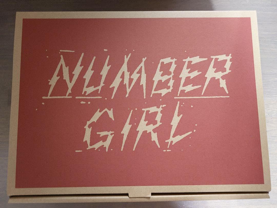 新品 NUMBER GIRL 復刻Tシャツ8枚 缶バッチ15個 限定BOX NUMBER GIRL 復刻Tシャツ8枚 缶バッチ15個 限定BOX ファッション